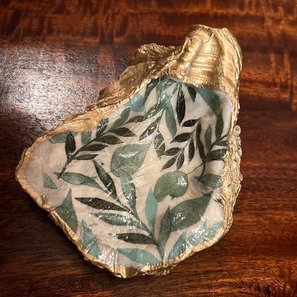 Medium Size Trinket Holder, Handmade from an Oyster Shell